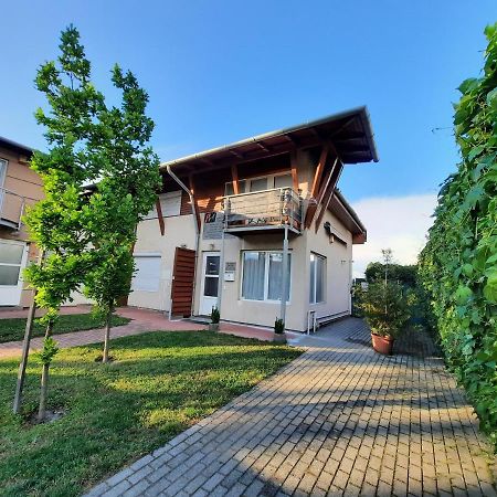 Apartamento Foki Apartman Siófok Exterior foto