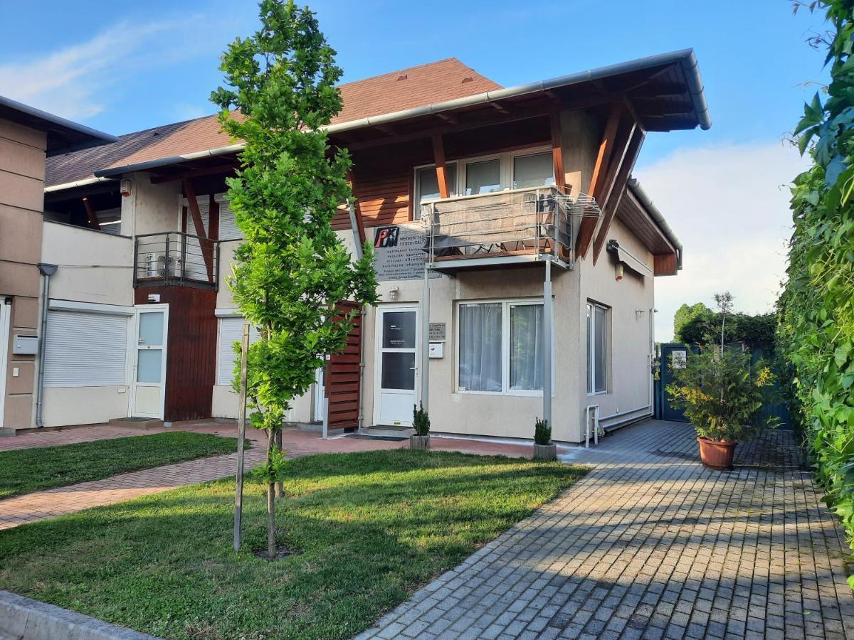 Apartamento Foki Apartman Siófok Exterior foto